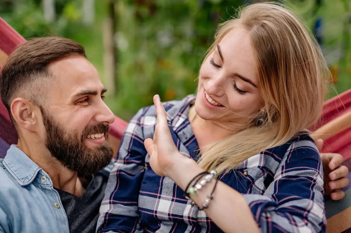 signs he is in love with you